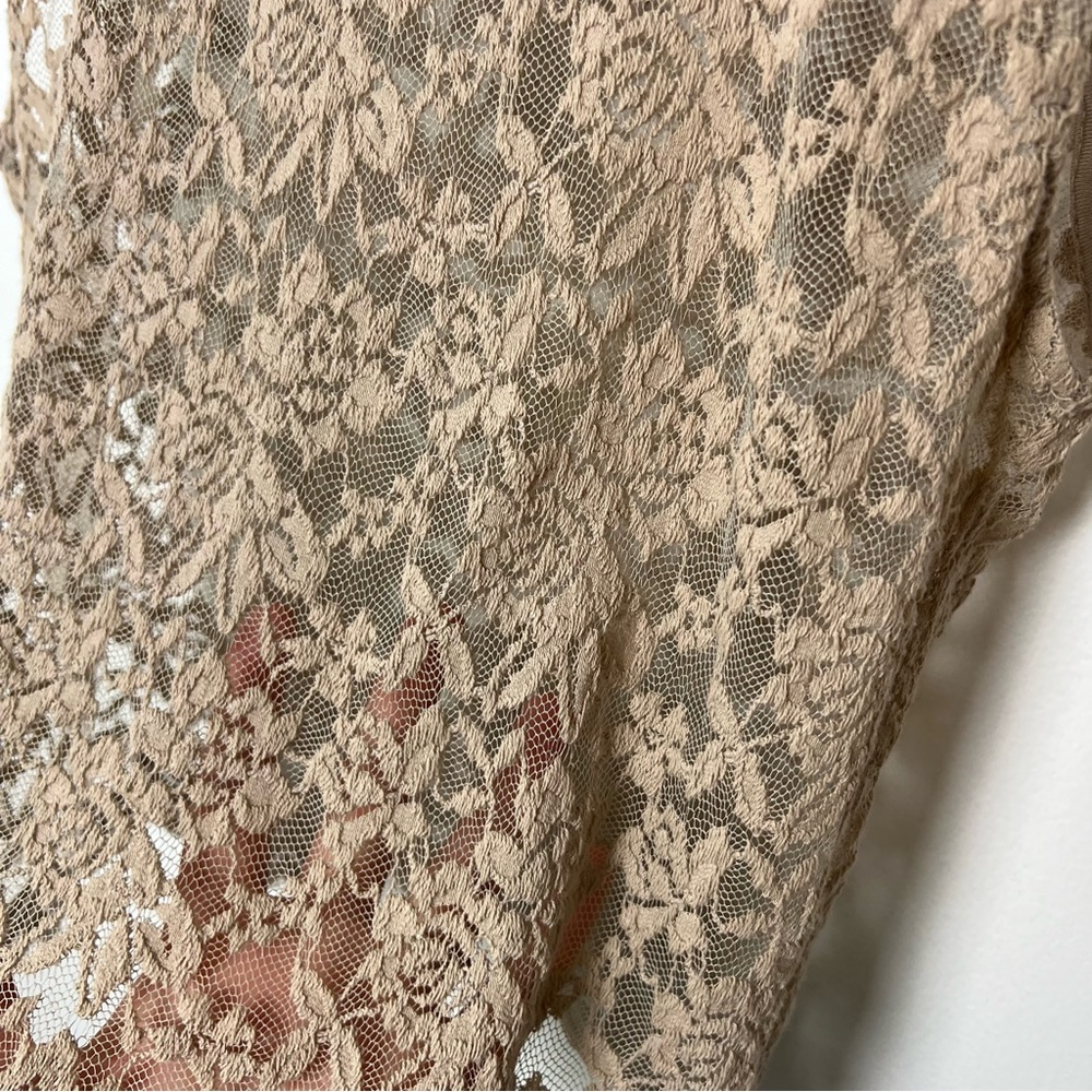 Woman's Ambiance Feminine Lace Sleeveless Blouse Camisole Size‎ M Cropped - Picture 3 of 4